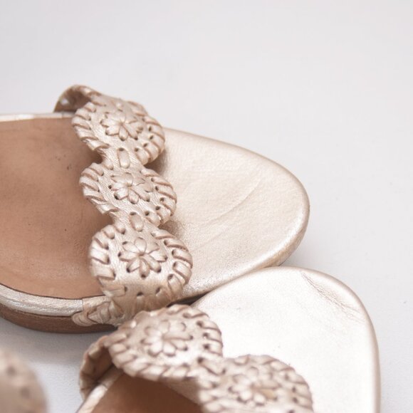 SOLD ON EBAY JACK ROGERS Platinum Gold Leather LUCCIA Wedge Sandals Shoes Sz 10M - Picture 10 of 12